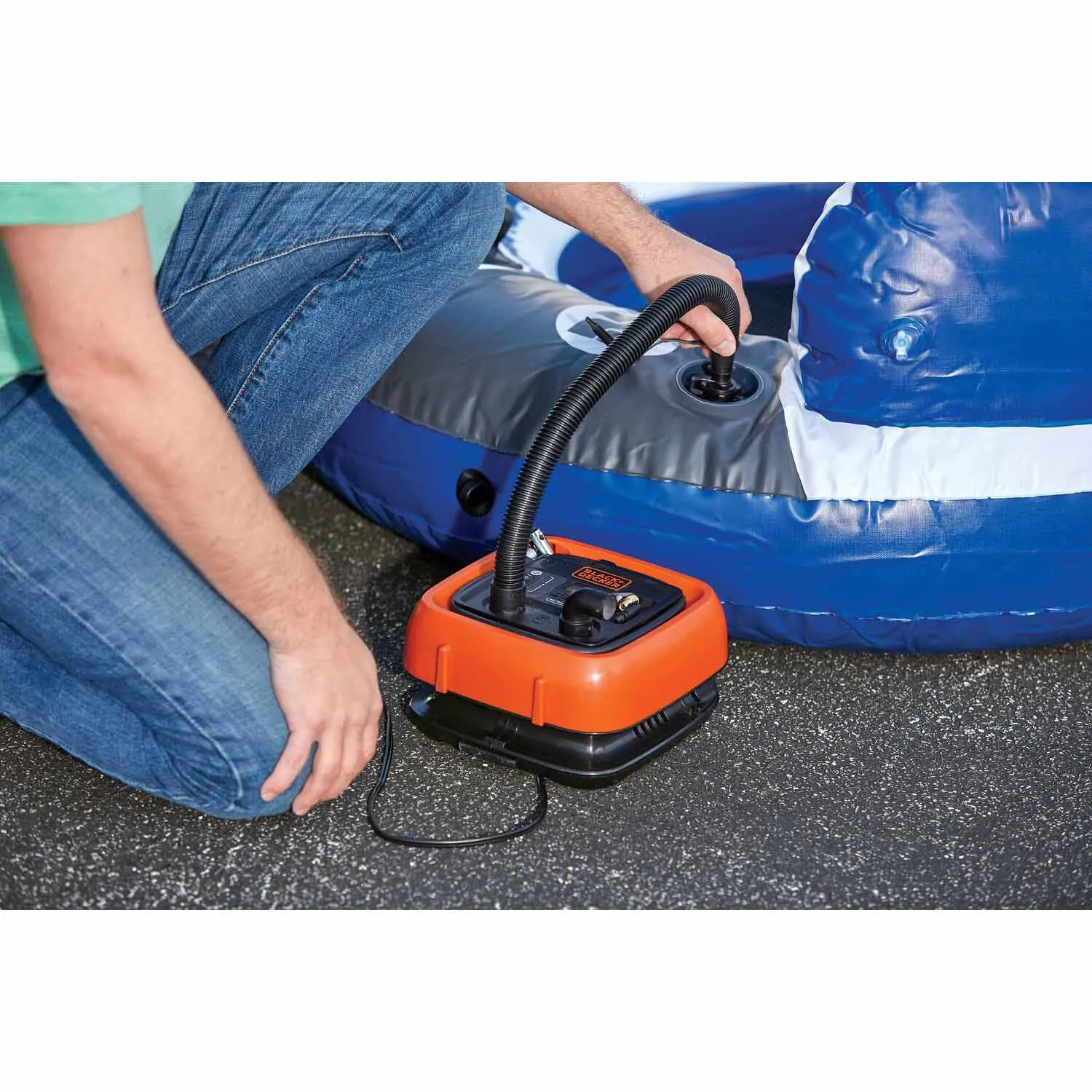 Black & Decker BDINF12C 12V DC Multi-Purpose Inflator