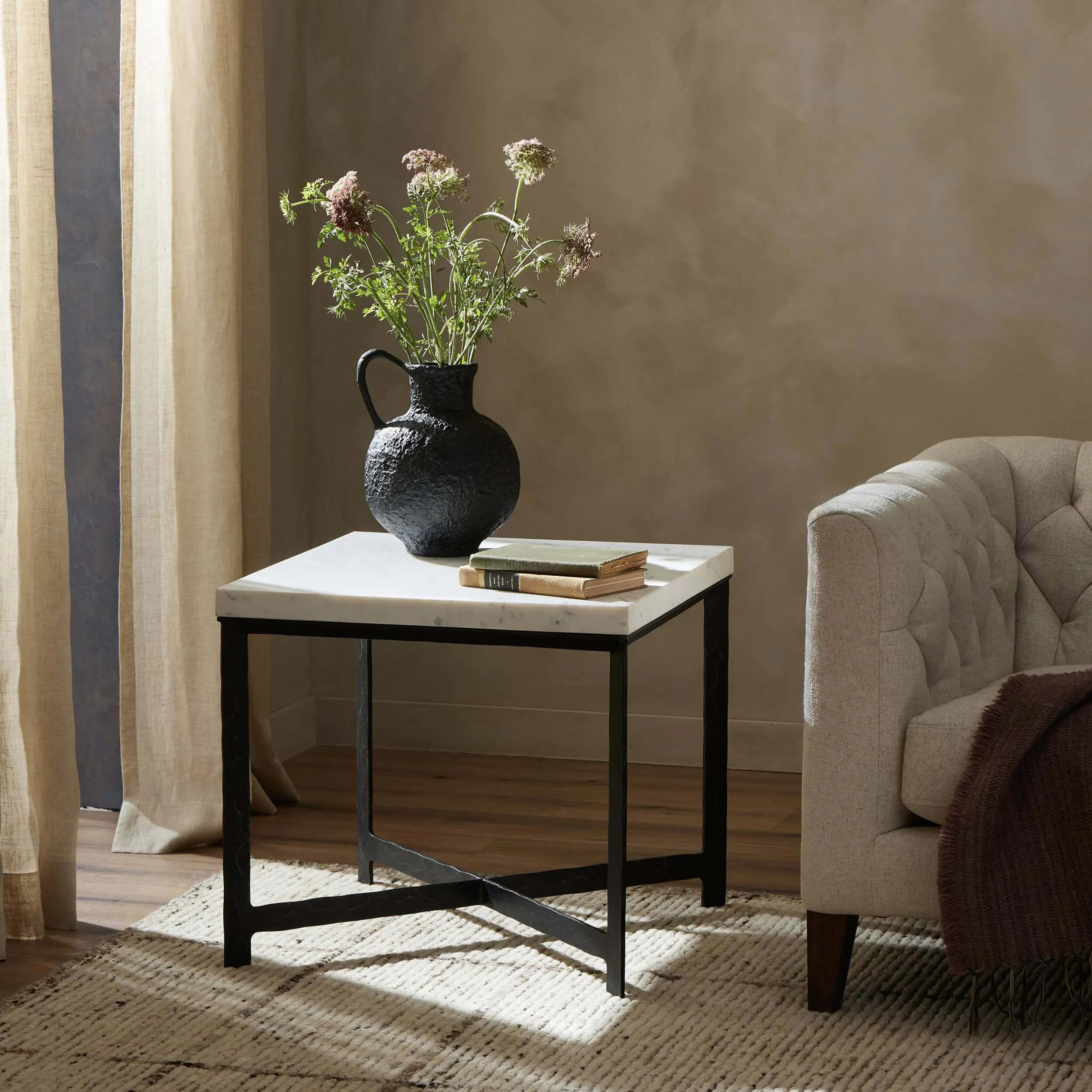 Hammered Iron End Table, White Marble/Hammered Black