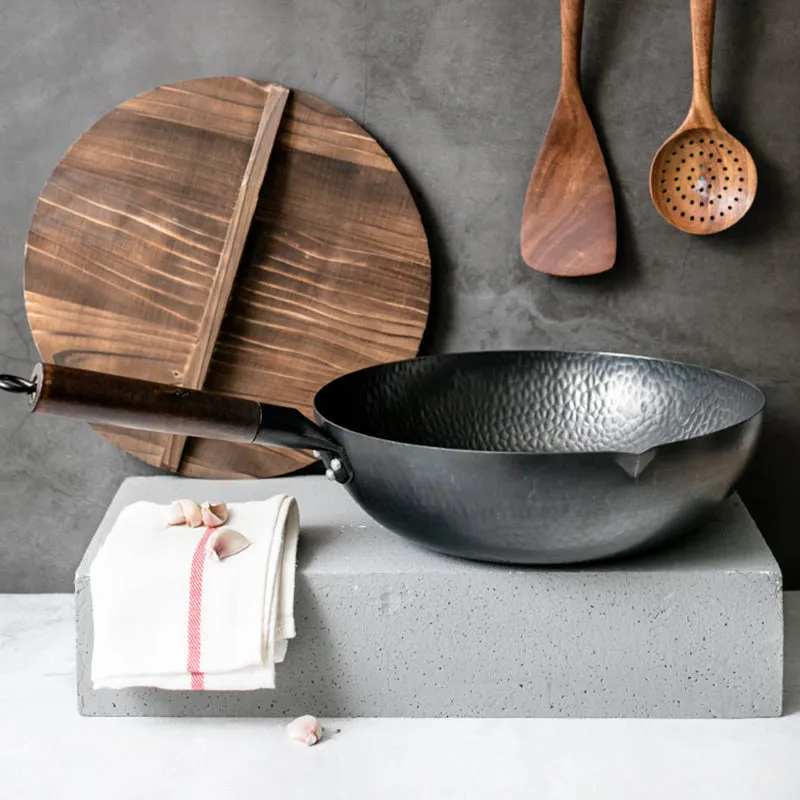 High Quality Traditional Cookware Iron Wok Non-stick Pan Non-coating Pan Kitchen Cookware