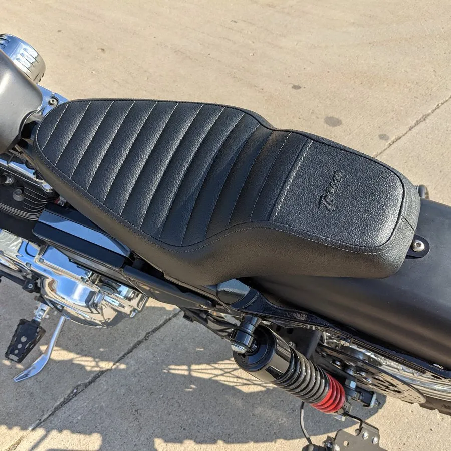 TC Bros. Tracker Seat Pleated fits 1986-2003 Sportster