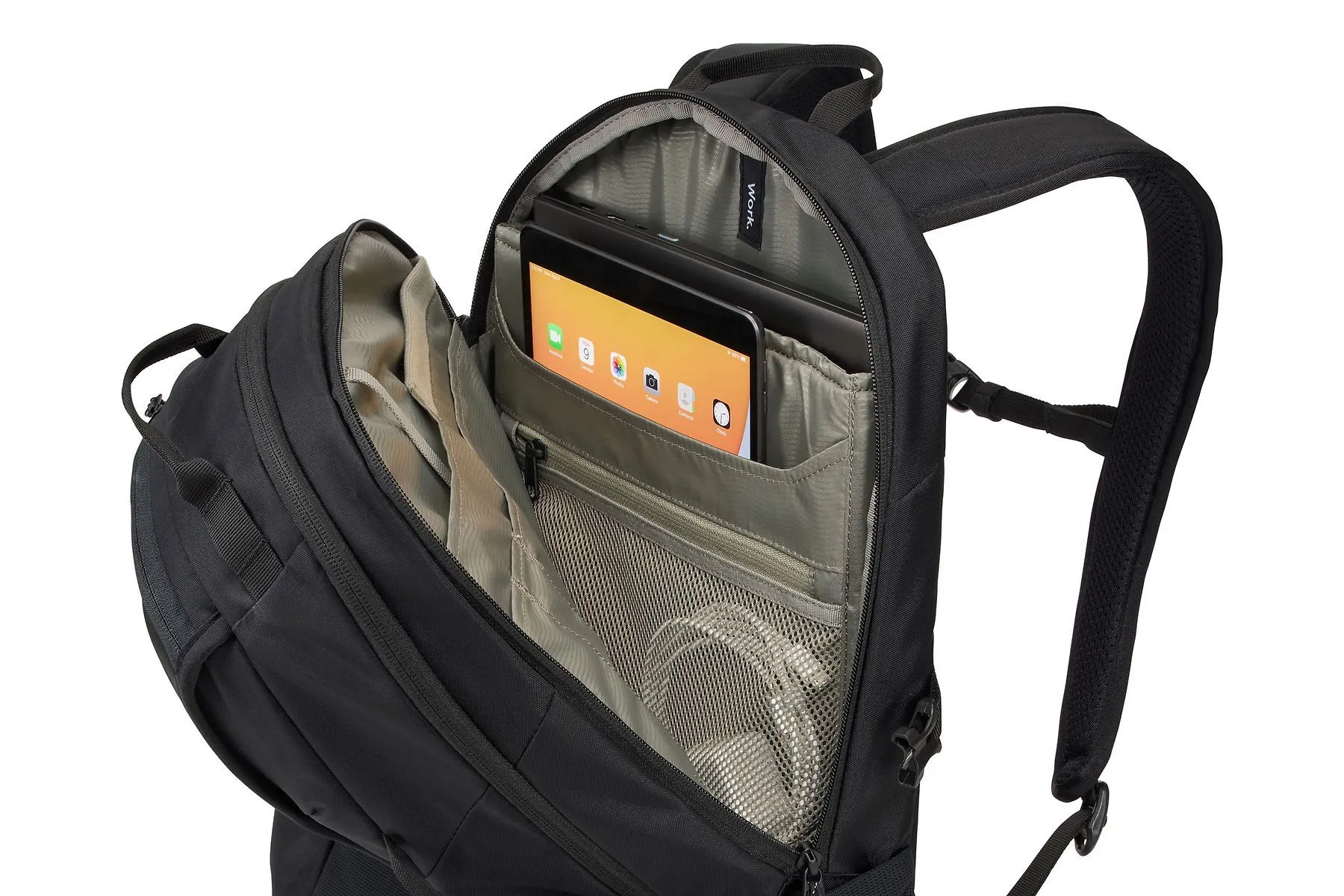 Thule EnRoute 4 Backpack 26L in Black